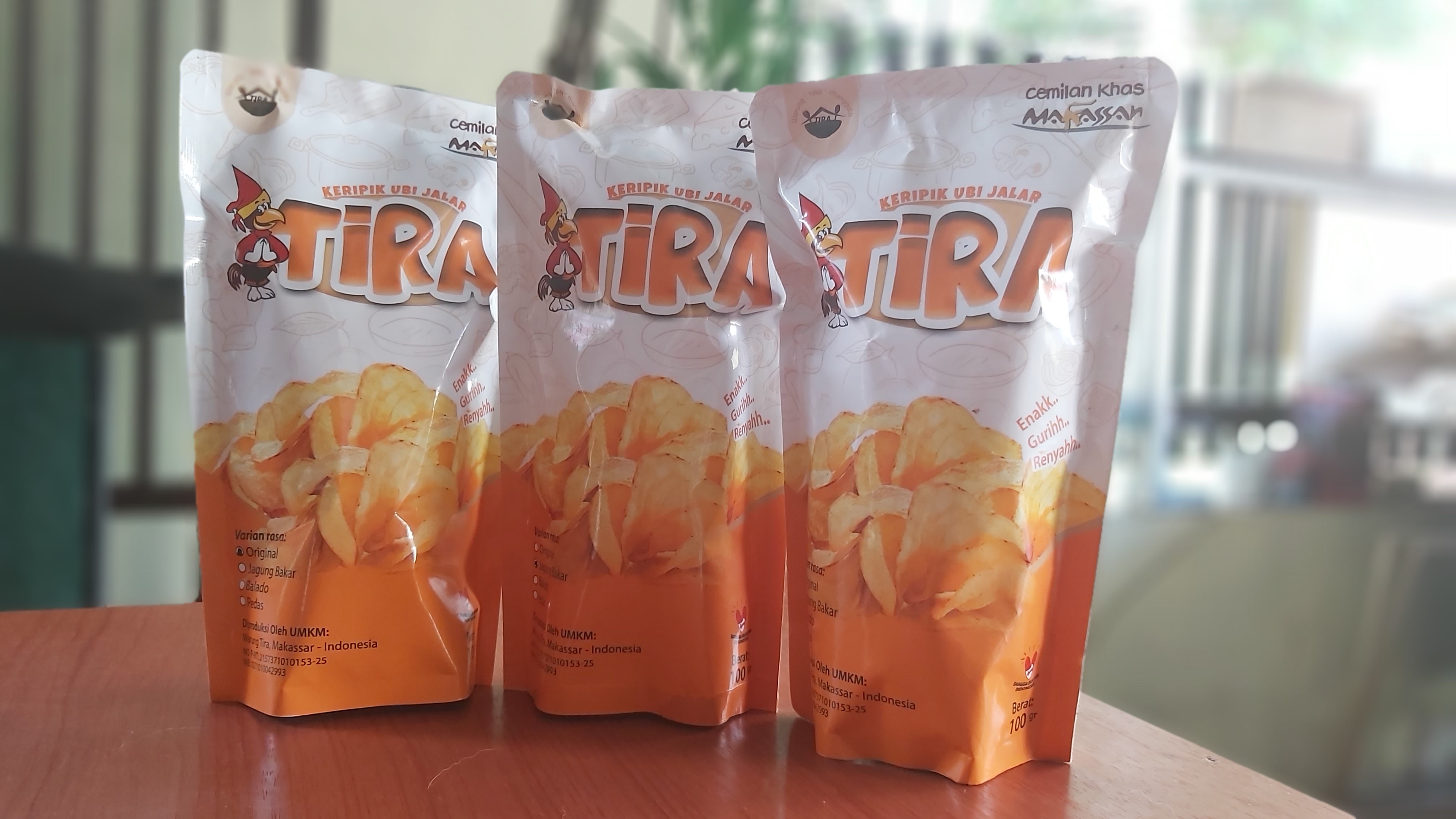 Warung & Kripik TIRA